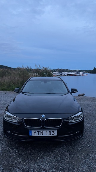 BMW 318d 2 of 11