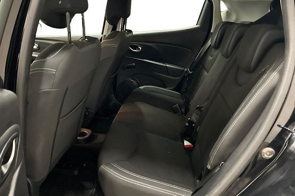 Renault Clio 14 of 30