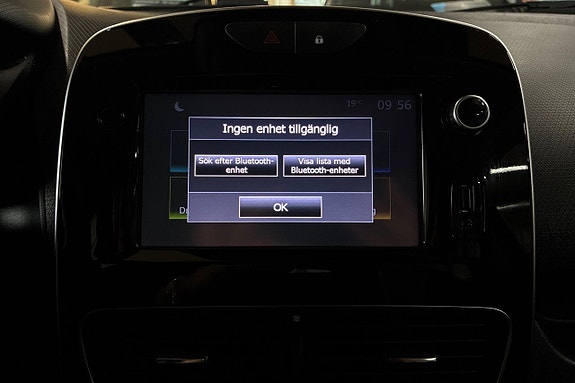Renault Clio 20 of 30