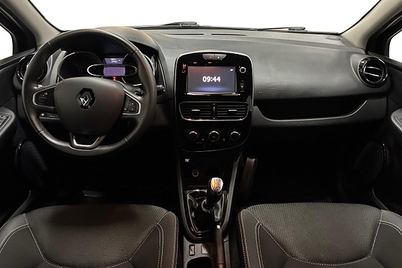 Renault Clio 12 of 30