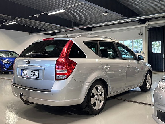Kia Ceed 5 of 9