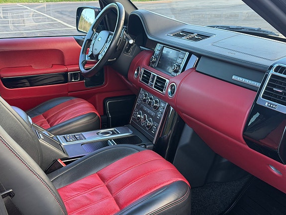 Land Rover Range Rover 17 of 25