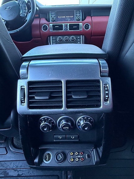Land Rover Range Rover 15 of 25