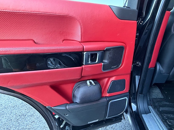 Land Rover Range Rover 22 of 25