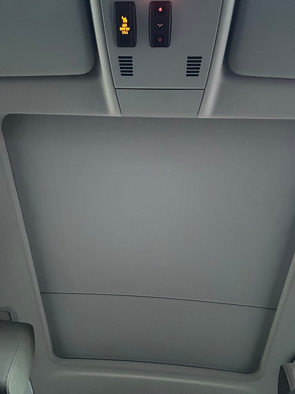 BMW 318d 6 of 9