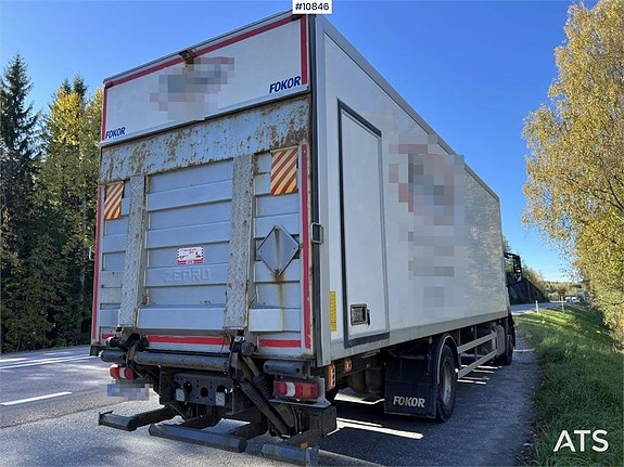 Mercedes-Benz Antos Skåpbil med bakgavellyft (220,000:- ex m 4 of 24
