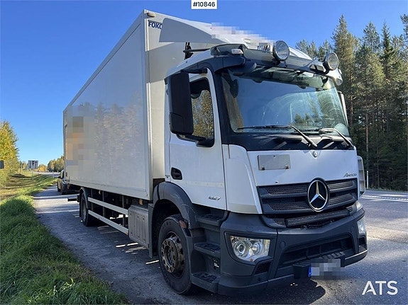 Mercedes-Benz Antos Skåpbil med bakgavellyft (220,000:- ex m 12 of 24