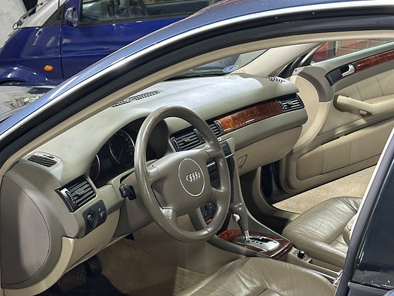 Audi A6 11 of 30