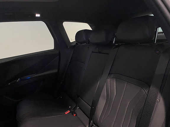 BMW iX3 13 of 18