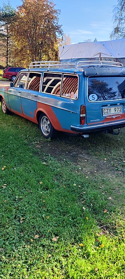 Volvo 145 2 of 7