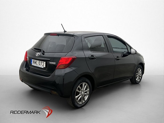 Toyota Yaris 8 of 26