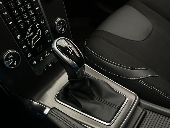 Volvo V40 24 of 26