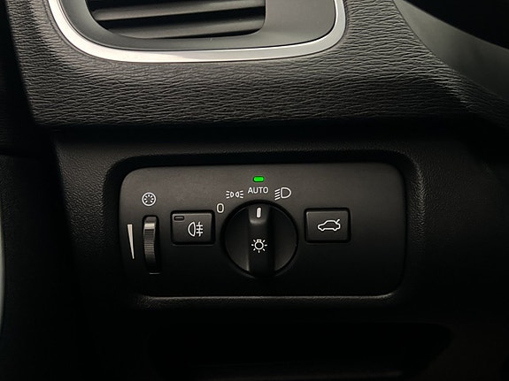 Volvo V40 25 of 26
