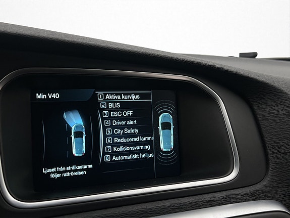 Volvo V40 19 of 26