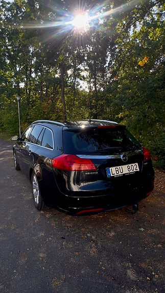 Opel Insignia 2 of 7
