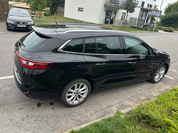 Renault Megane IV 4 of 6