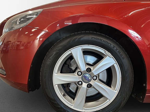 Volvo V40 5 of 11