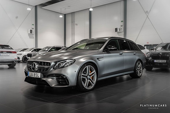 Mercedes-Benz E63 24 of 28