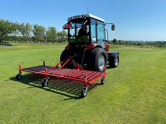 Spin-Rake 300 – ogräs, mossa & gräsrenovering 3 m