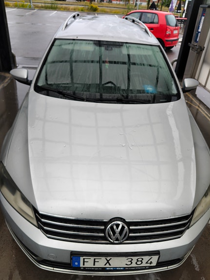Volkswagen Passat 3 of 13