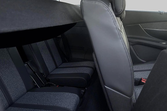 Peugeot 5008 13 of 30