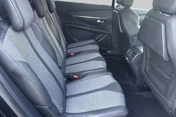 Peugeot 5008 15 of 30