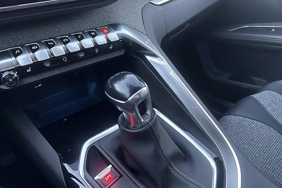 Peugeot 5008 28 of 30