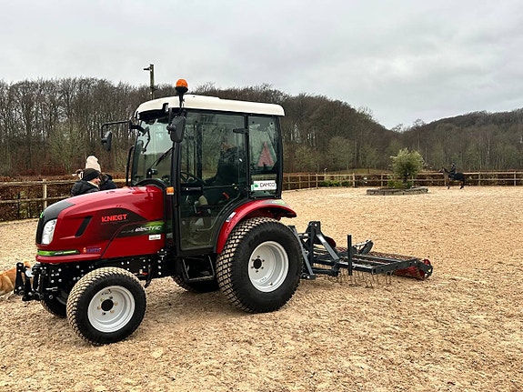 Knegt 404G2E eltraktor – välutrustad DEMO 3 of 8