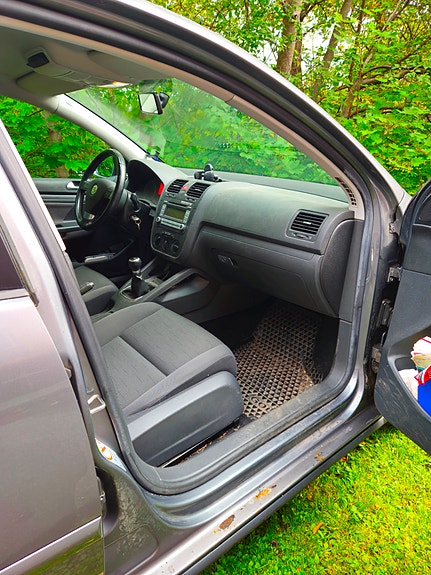 Volkswagen Golf V 7 of 11