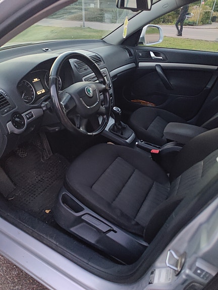 Skoda Octavia 5 of 5