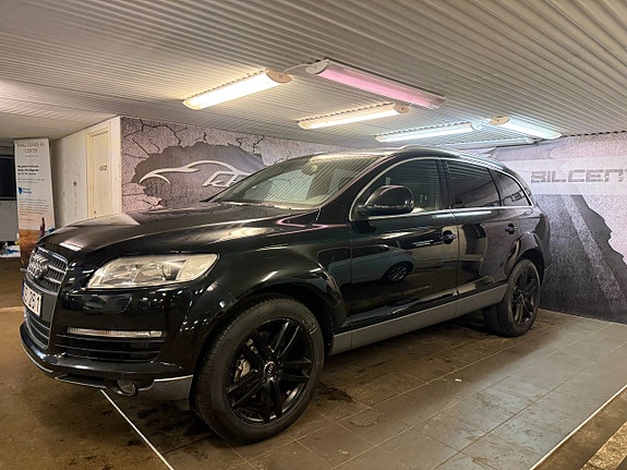 Audi Q7 3 of 21