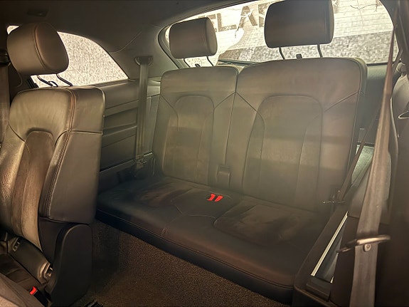 Audi Q7 12 of 21