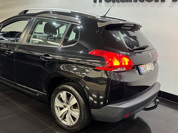 Peugeot 2008 4 of 8
