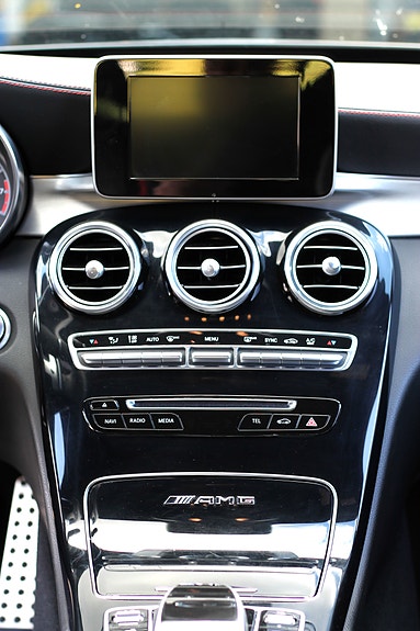 Mercedes-Benz C43 7 of 11