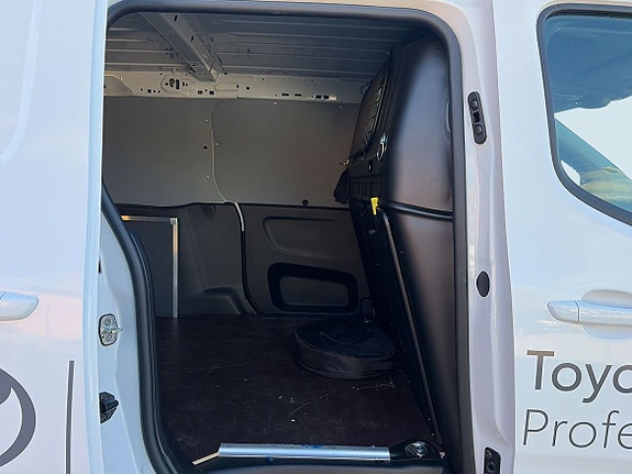 Toyota Proace City 8 of 10