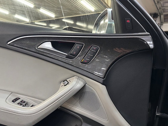 Audi S6 12 of 17