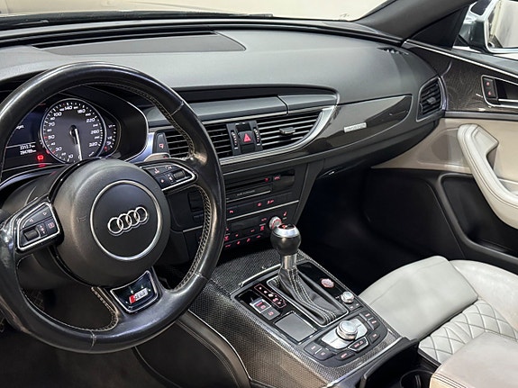 Audi S6 10 of 17