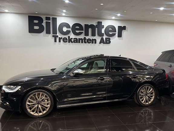 Audi S6 3 of 17