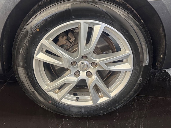 Volvo V90 Cross Country 6 of 12