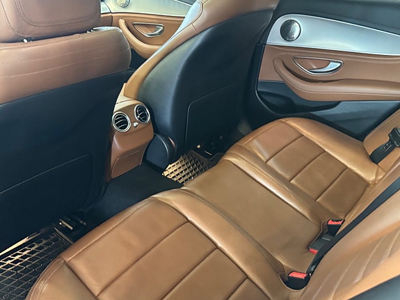 Mercedes-Benz E220 d 6 of 15