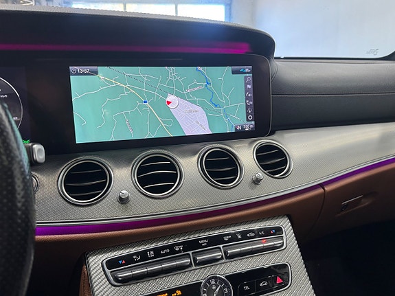 Mercedes-Benz E220 d 12 of 15