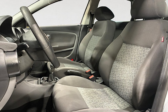 Seat Ibiza 3 of 17