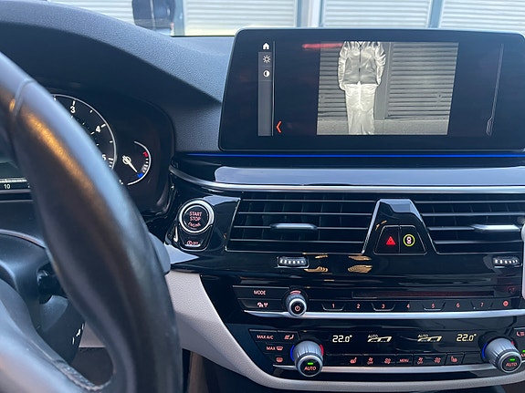 BMW 520d 13 of 19