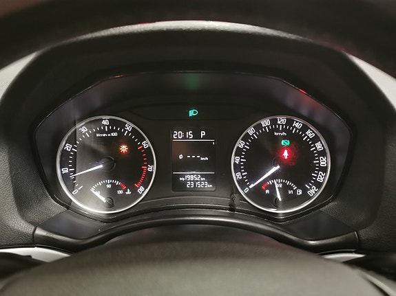 Skoda Octavia 13 of 18