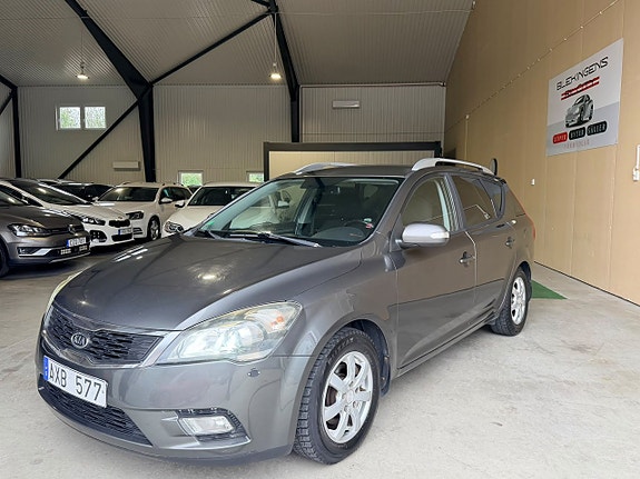 Kia Ceed 6 of 10