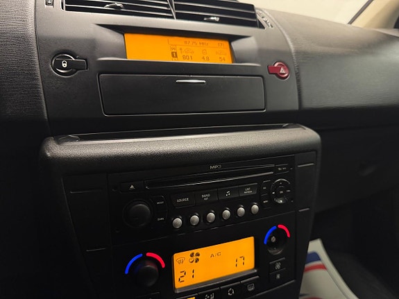 Citroen C4 9 of 15