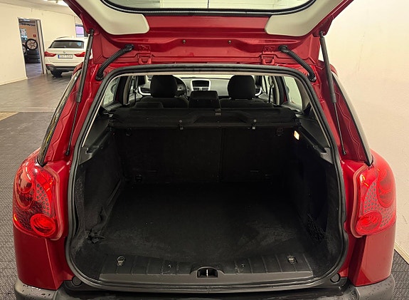 Peugeot 207 SW 16 of 16