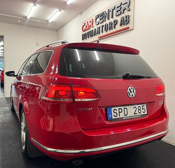Volkswagen Passat 3 of 22
