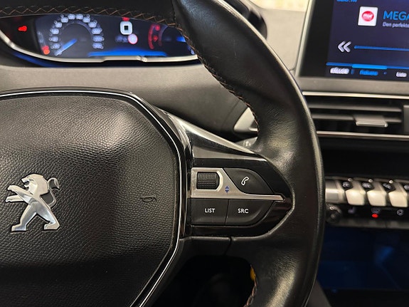 Peugeot 3008 16 of 29