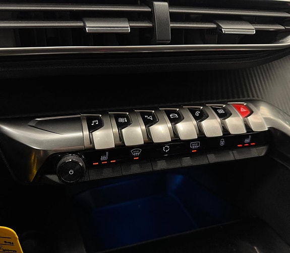 Peugeot 3008 11 of 29